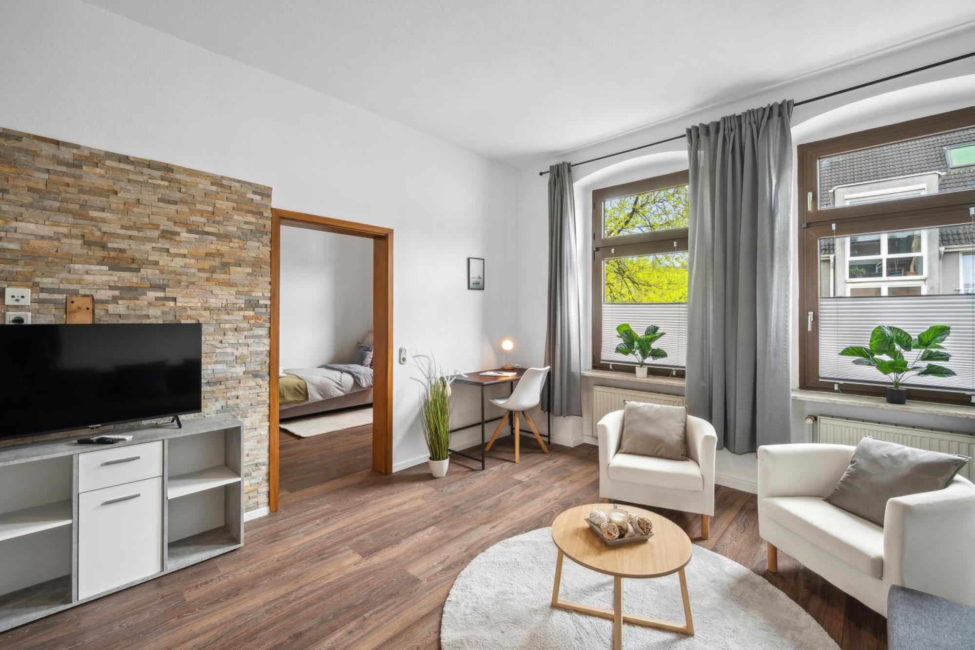 Wupper Home Ii, Top Lage Ideal Fuer Geschaeftsleute, Monteure, Familien, 3 Zimmer, Flachbild-Tv Wuppertal Exterior photo